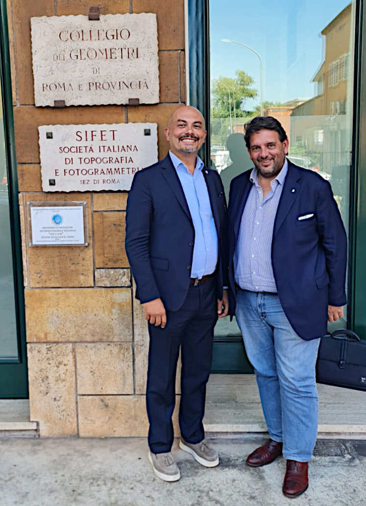 il geom. Luca Chiesi con il Presidente AGIAI Pannoni.